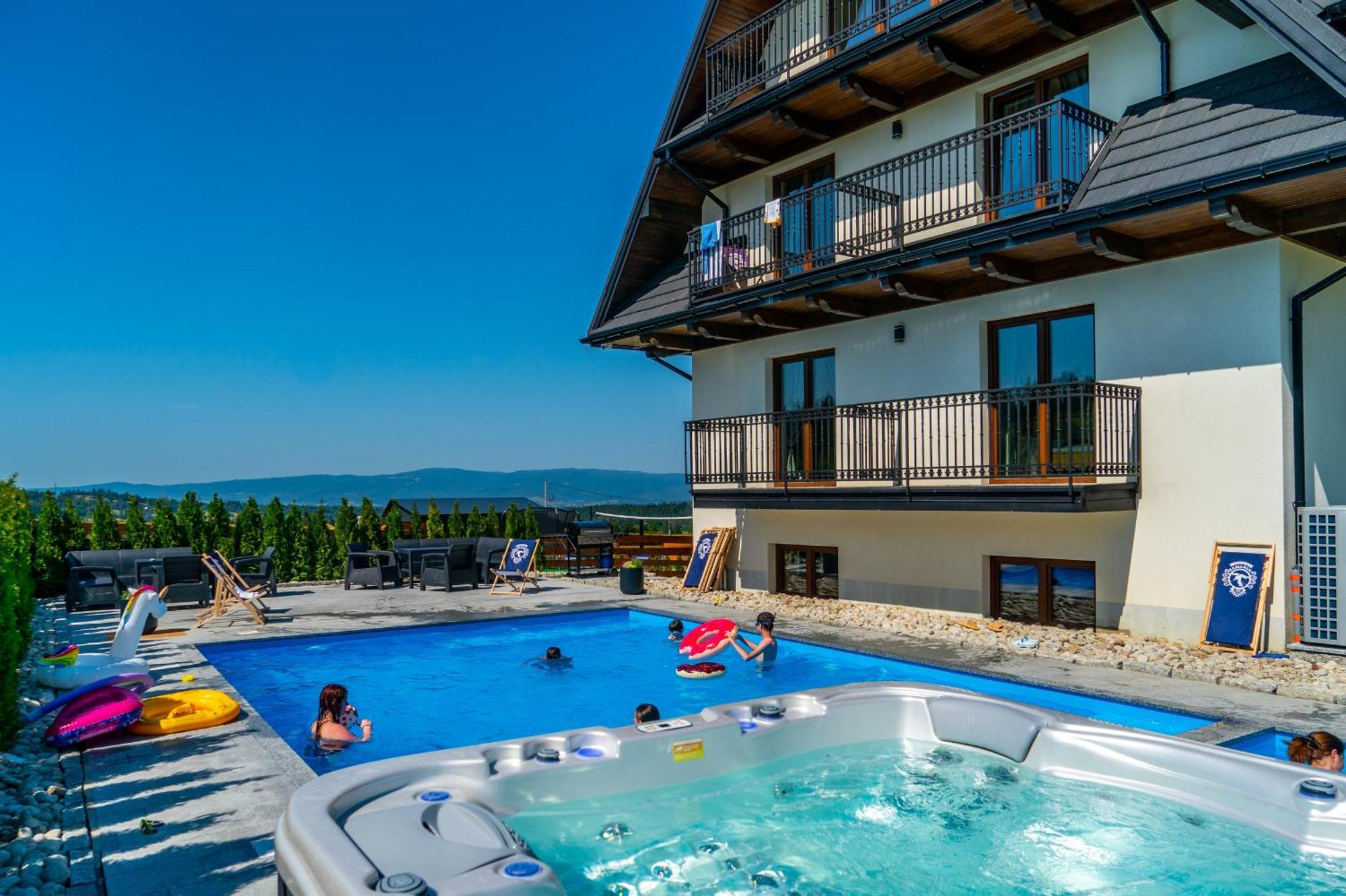 Aparthotel Rabian-Ski Zewnetrzny Basen Oraz Jacuzzi Z Podgrzewana Woda Sala Zabaw I Dmuchaniec Bialka Tatrzanska Exterior foto